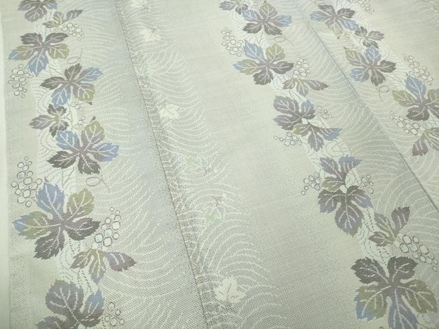 平和屋本店●極上　伝統工芸士 紫峰作 本場大島紬 白大島 彩華 むらなか謹製　葡萄蔦の葉文　ほていや扱い　証紙付き　逸品　DZAB6143kh6