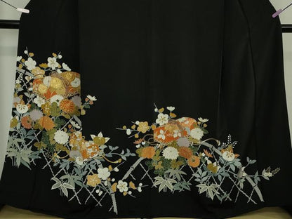 平和屋本店●極上　創業460年・千總　黒留袖　駒刺繍　籬花文箱　金彩　高島屋扱い　逸品　未使用　DZAB6161kh6