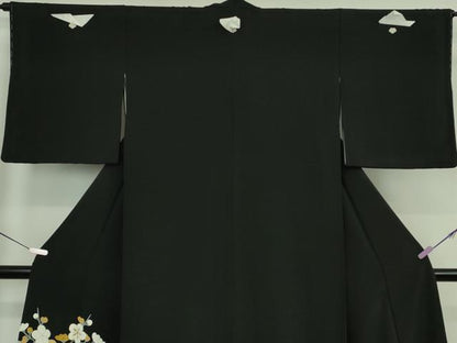 平和屋本店●極上　創業460年・千總　黒留袖　駒刺繍　籬花文箱　金彩　高島屋扱い　逸品　未使用　DZAB6161kh6