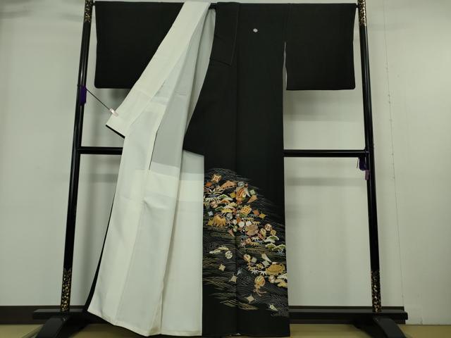 平和屋本店●極上　創業460年・千總　黒留袖　駒刺繍　立波　宝尽くし　金彩　鈴乃屋扱い　逸品　DZAB6162kh6