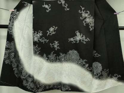 平和屋本店●希少　男性　訪問着　キングサイズ　胴抜き仕立て　駒刺繍　花唐草文　暈し染め　黒地　銀彩　逸品　未使用　DZAB6165kh6