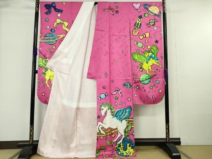 平和屋本店●希少　きゃりーぱみゅぱみゅ 振袖 刺繍 ユニコーン 宇宙 リボン　金彩　薔薇色地　金彩　反端付き　逸品　未使用　DZAB6178kh6