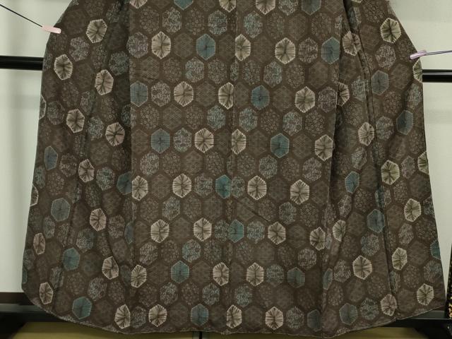 平和屋着物●極上　伝統工芸士　七代目　吉澤与市　紬　絞り　亀甲花文　証紙付き　逸品　未使用　DZAB6308kh6