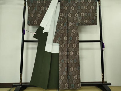 平和屋着物●極上　伝統工芸士　七代目　吉澤与市　紬　絞り　亀甲花文　証紙付き　逸品　未使用　DZAB6308kh6