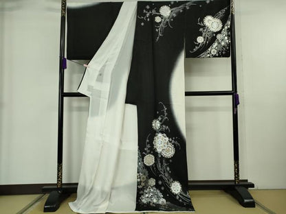 平和屋本店●極上　訪問着　正倉院花文　暈し染め　金銀彩　黒×白　ロング丈　逸品　DZAB6326kh6