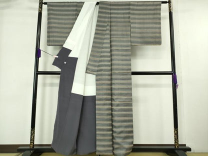 平和屋着物●極上　野蚕紬　野蚕糸工房　野蚕糸きもの　タッサーシルク　横段文　証紙付き　逸品　DZAB6332kh6