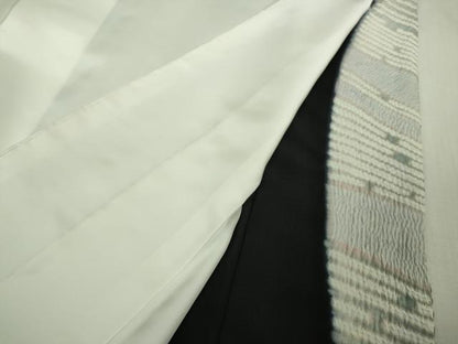 平和屋着物●極上　十日町　名門　滝泰謹製　黒留袖　中国三大刺繍　相良刺繍　おぼろ染め　暈し染め　金糸　逸品　DZAB6337kh6