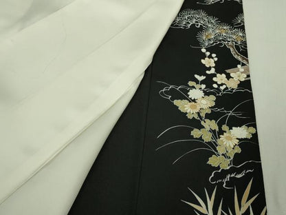 平和屋本店●極上　創業460年・千總　黒留袖　駒刺繍　風景吉祥花松文　金彩　逸品　DZAB6366kh6