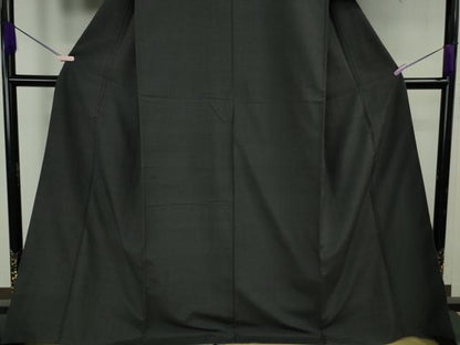平和屋本店●極上　池田重子コレクション　結城紬　色無地　奥順謹製　はたおり娘　消炭色　証紙付き　逸品　DZAB6367kh6