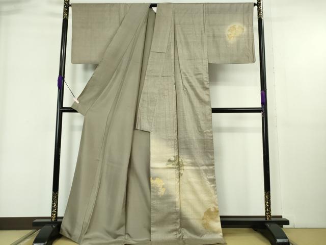 平和屋着物●極上 インド・アッサム 野蚕糸 手織 ムガシルク 訪問着　刺繍　雪輪　兎花文　暈し染め　生壁色地　金銀糸　逸品　DZAB6371kh6