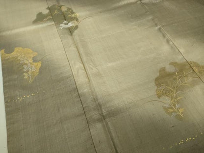 平和屋着物●極上 インド・アッサム 野蚕糸 手織 ムガシルク 訪問着　刺繍　雪輪　兎花文　暈し染め　生壁色地　金銀糸　逸品　DZAB6371kh6