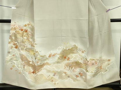平和屋本店●極上　創業460年・千總　色留袖　駒刺繍　道長吉祥花文　練色地　金彩　大丸扱い　逸品　未使用　DZAB6391kh6