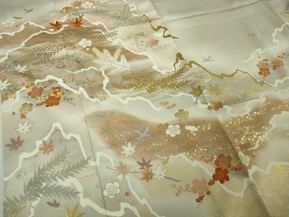 平和屋本店●極上　創業460年・千總　色留袖　駒刺繍　道長吉祥花文　練色地　金彩　大丸扱い　逸品　未使用　DZAB6391kh6
