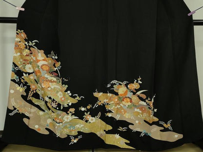 平和屋本店●極上　創業460年・千總　黒留袖　駒刺繍　吉祥花文　金彩　松坂屋扱い　逸品　DZAB6392kh6