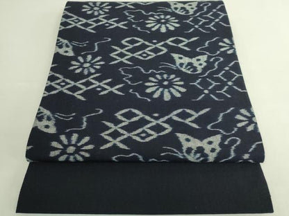 平和屋着物●極上　弓浜絣　全通柄袋帯　七宝に蝶　花　綿　参考資料付き　逸品　DZAB6436kh6