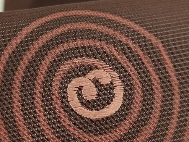 平和屋本店＊極上　夏物　京都祇園の老舗　ぎをん齋藤　絽塩瀬　九寸名古屋帯　刺繍　渦　紅檜皮色地　たとう紙付き　逸品　DZAB6454kh6