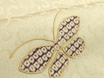 平和屋本店●極上　京都祇園の老舗　ぎをん齋藤　付下げ　駒刺繍　疋田蝶　菊唐草地紋　蒸栗色地　たとう紙付き　逸品　DZAB6523kh6