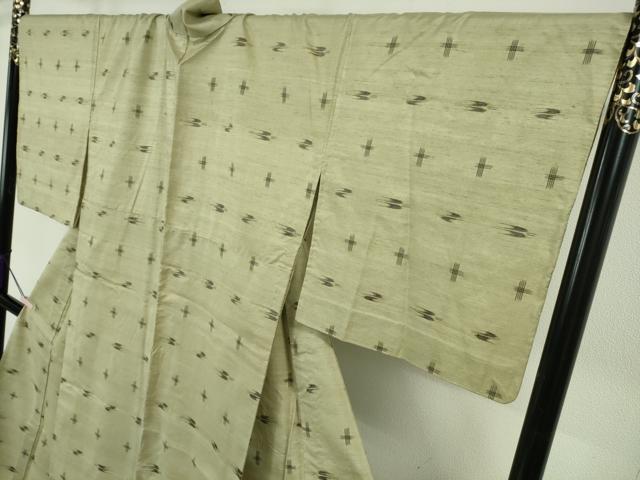 平和屋本店▽希少　青山みとも　重要無形文化財　本場久米島紬　ゆうな染　手織　単衣　柳茶色地　逸品　DZAB6561kh6