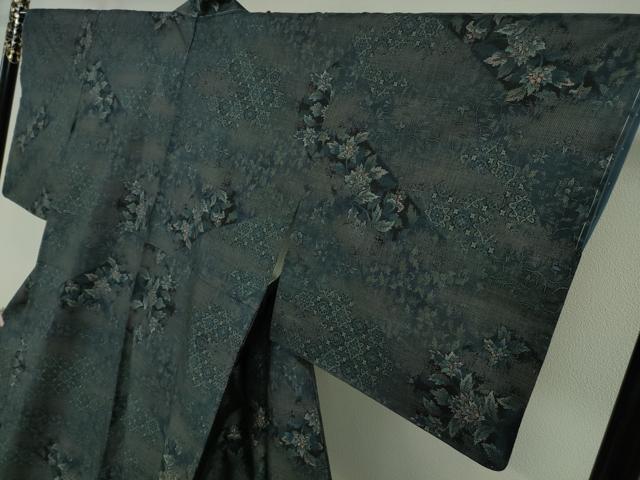 平和屋着物●極上　都喜ヱ門　本場大島紬　9マルキ　泥染　草花文　藤絹織物謹製　証紙付き　逸品　未使用　DZAB6576kh6