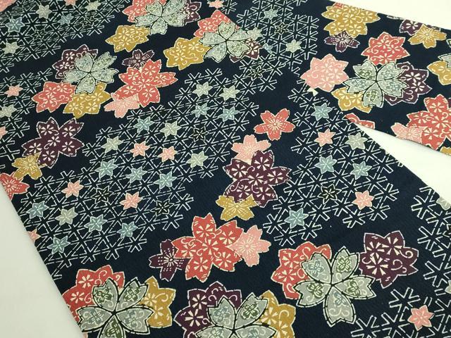 平和屋本店●極上　浦野理一　型染　九寸名古屋帯　舞花文　鬼しぼ縮緬　濃い紺色地　逸品　DZAB6610kh6