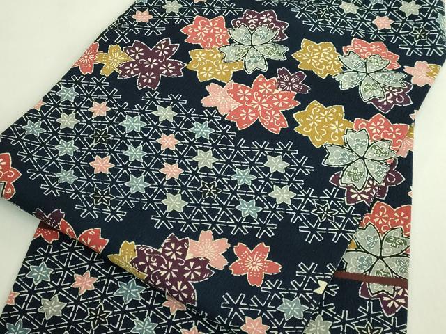平和屋本店●極上　浦野理一　型染　九寸名古屋帯　舞花文　鬼しぼ縮緬　濃い紺色地　逸品　DZAB6610kh6