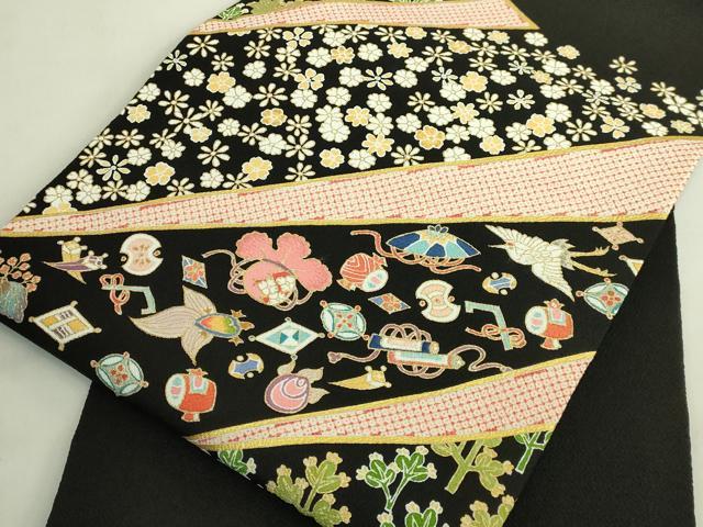 平和屋本店●極上　九寸開き名古屋帯　刺繍　飛鶴宝尽くし花文　蓑亀　黒地　金糸　鬼しぼ縮緬　逸品　DZAB6647kh6