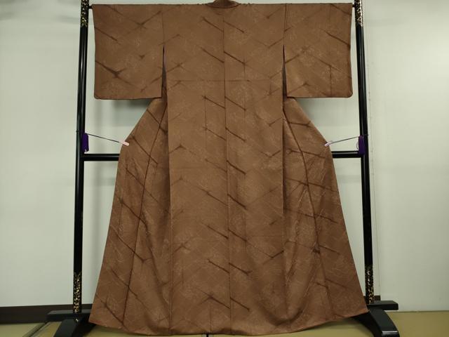 平和屋着物●極上　中国三大刺繍　スワトウ刺繍　汕頭刺繍　総刺繍　小紋　松皮菱花文　枯茶色地　逸品　DZAB6703kh6