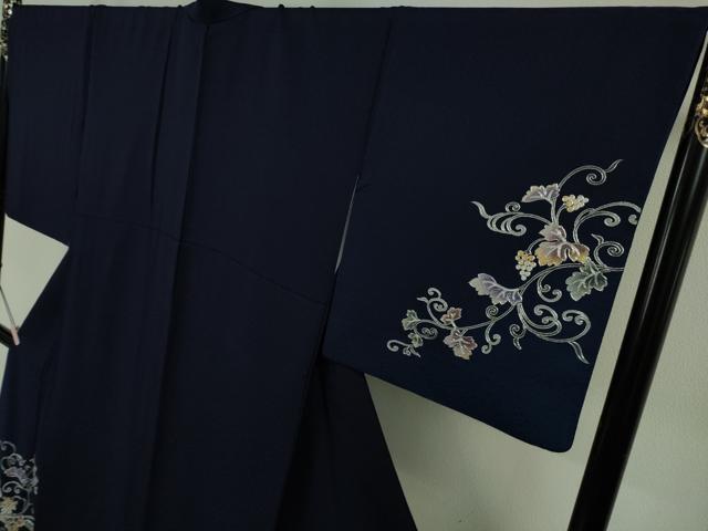 平和屋着物●極上　訪問着　葡萄唐草文　鉄紺色地　金銀彩　逸品　DZAB6720kh6
