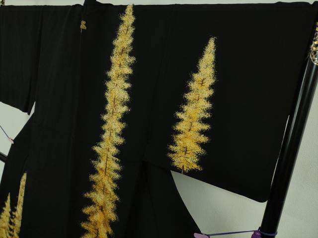 平和屋本店●極上　男性　訪問着　キングサイズ　作家物　樹林　紅葉　黒地　金彩　鬼しぼ縮緬　逸品　DZAB6823kh6