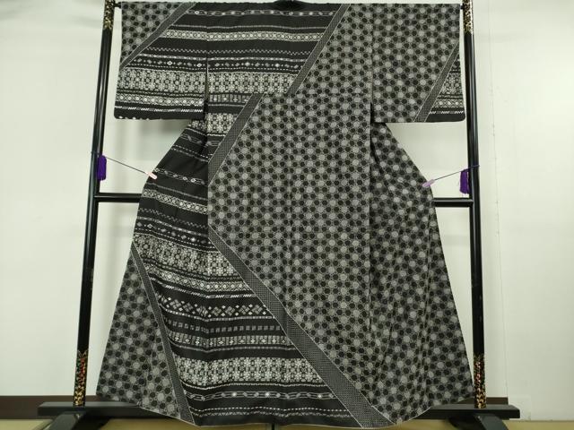 平和屋本店●極上　中国三大刺繍　スワトウ刺繍　汕頭刺繍　刺し子　総刺繍　本場縞大島紬　訪問着　名物裂　黒地　逸品　DZAB6951kh6