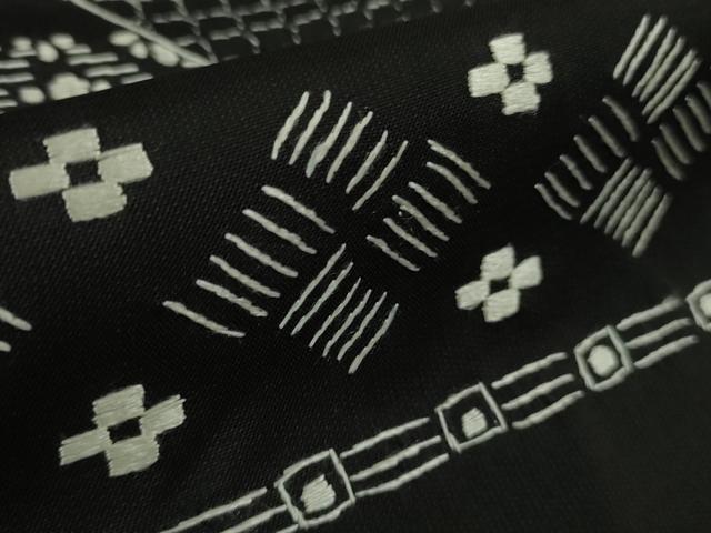 平和屋本店●極上　中国三大刺繍　スワトウ刺繍　汕頭刺繍　刺し子　総刺繍　本場縞大島紬　訪問着　名物裂　黒地　逸品　DZAB6951kh6