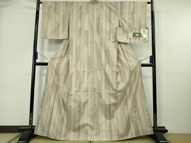 平和屋本店●極上　東郷織物謹製　永江明夫　手織　本場大島紬　草木染　160亀甲　草花間道　亜麻色地　証紙付き　逸品　DZAB6953kh6
