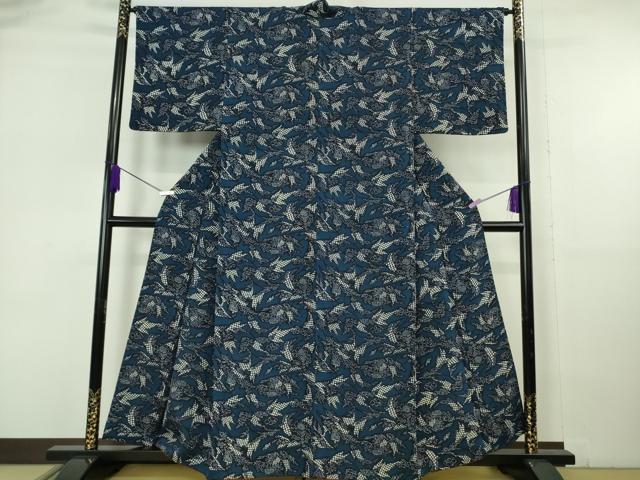 平和屋本店●極上　浦野理一　型染　小紋　草花文　鬼しぼ縮緬　留紺色地　逸品　DZAB6970kh6