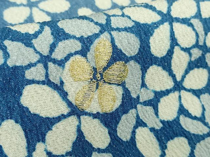平和屋着物●極上　振袖　刺繍　舞花文　暈し染め　金糸　銀通し地　逸品　未使用　DZAB6990kh6