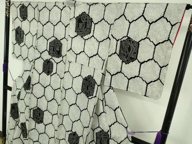 平和屋本店●極上　本疋田絞り　小紋　亀甲　陶器文　逸品　DZAB6999kh6