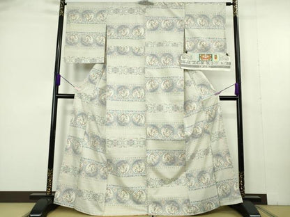 平和屋本店●極上　本場大島紬　白大島　花鳥横段文　中田織物謹製　証紙付き　逸品　未使用　DZAB7015kh6