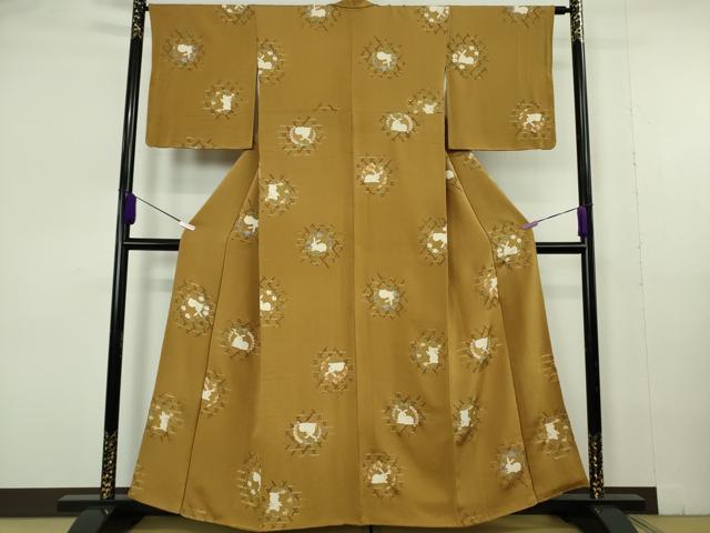 平和屋本店●極上　小紋　兎　花丸文　桑茶色地　金彩　鬼しぼ縮緬　逸品　DZAB7020kh6