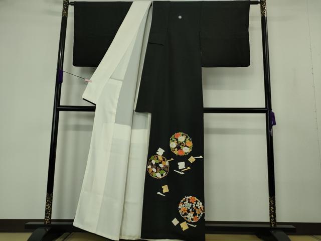 平和屋本店●極上　銀座　志ま亀　黒留袖　駒刺繍　花丸文　たとう紙付き　逸品　DZAB7042kh6