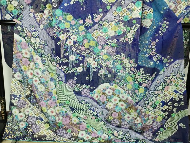 平和屋本店●極上　振袖・長襦袢(無双仕立て・半衿刺繍)セット　辻が花　絞り　暈し染め　金彩　銀通し地　逸品　DZAB7170kh6