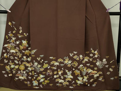 平和屋本店●極上　銀座　志ま亀　訪問着　駒刺繍　宝尽くし　黒鳶色地　金彩　ロング丈　たとう紙付き　逸品　未使用　DZAB7195kh6