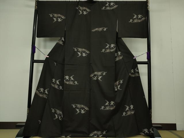 平和屋本店●極上　本場大島紬　9マルキ　地空　鳥獣戯画　黒地　さが美扱い　逸品　DZAB7208kh6