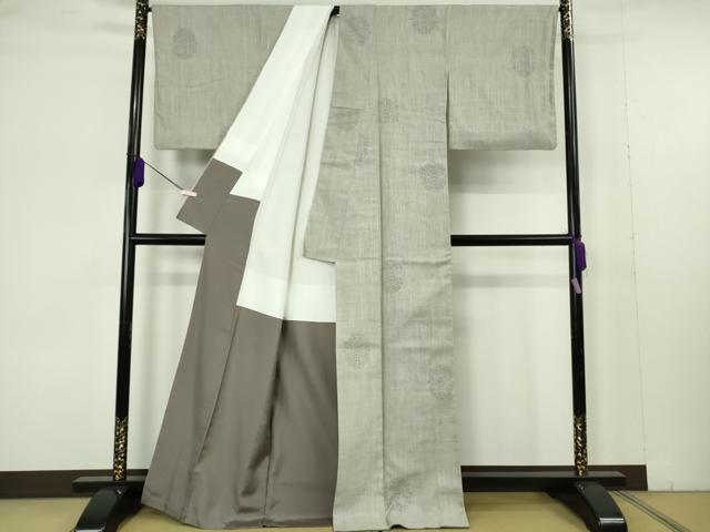 平和屋本店●極上　本場結城紬　重要無形文化財　地機　奥順謹製　100亀甲　宝相華　絹鼠色地　鑑定証・証紙付き　逸品　DZAB7210kh6