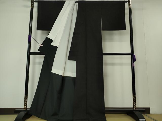 平和屋本店●極上　本場結城紬　重要無形文化財　色無地　暗黒色　逸品　DZAB7222kh6