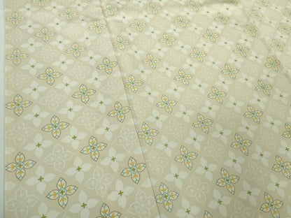 平和屋本店●極上　小紋　花菱　練色地　逸品　DZAB7235kh6