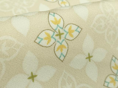 平和屋本店●極上　小紋　花菱　練色地　逸品　DZAB7235kh6