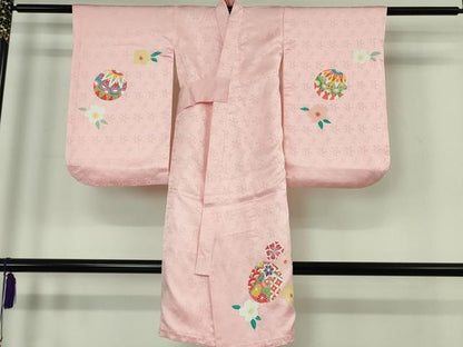 平和屋本店[]極上　創業460年・千總　七五三　女の子　3歳　祝着・襦袢・被布セット　駒刺繍　花毬文　虹色地　逸品　未使用　DZAB7241kh6