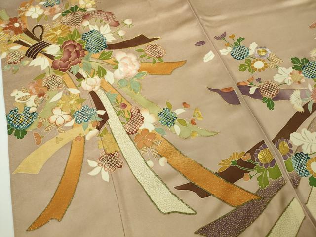 平和屋本店●極上　野口彦太郎　大彦三代目　江戸染繍友禅　色留袖　駒刺繍　束ね熨斗花文　白茶色地　金糸　逸品　DZAB7361kh6