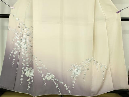 平和屋本店●極上　訪問着・長襦袢(無双仕立て)セット　総刺繍　枝垂れ花　鳥の子色地　暈し染め　逸品　未使用　DZAB7372kh6
