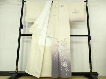 平和屋本店●極上　訪問着・長襦袢(無双仕立て)セット　総刺繍　枝垂れ花　鳥の子色地　暈し染め　逸品　未使用　DZAB7372kh6