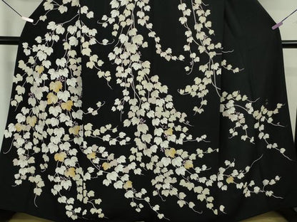 平和屋本店●極上　訪問着　作家物　駒刺繍　蔦の葉文　黒地　金彩　染の近江謹製　逸品　DZAB7376kh6